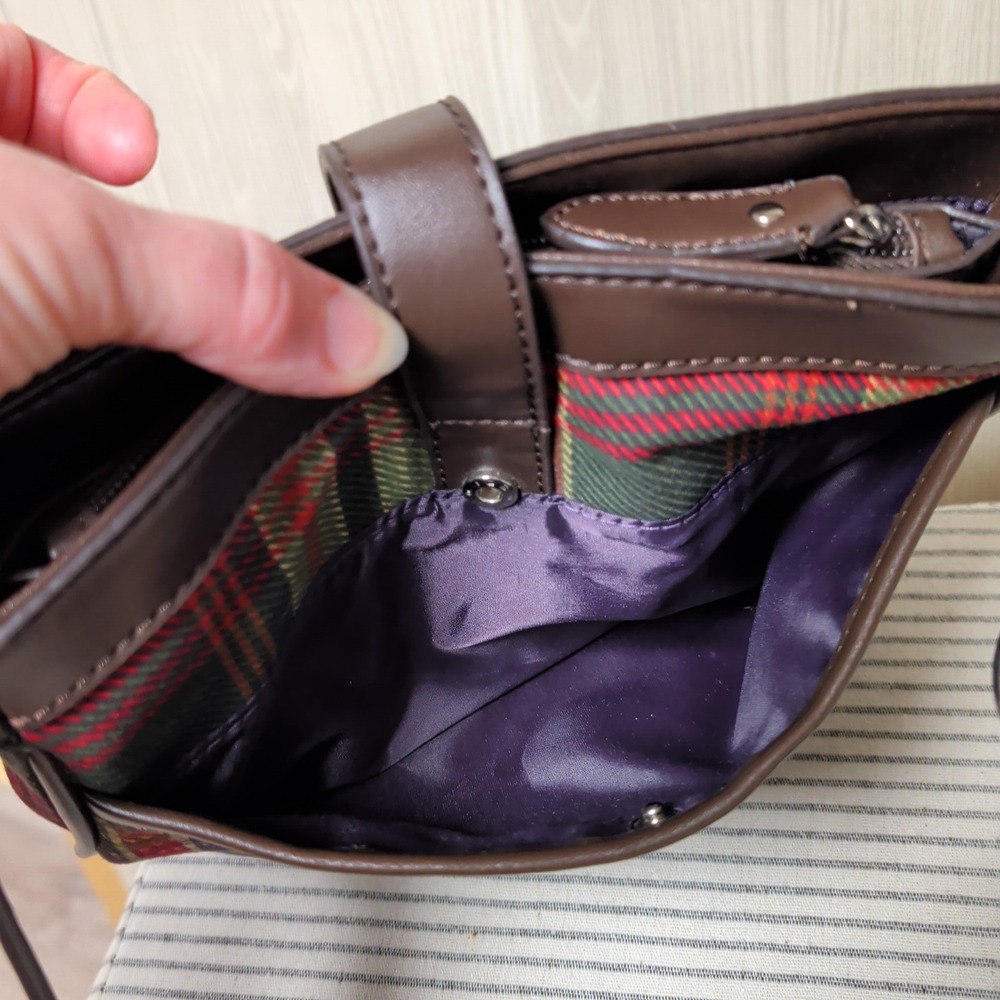 Chaps Milano Plaid Crossbody Bag Medium‎ Green Red Excellent Tartan Preppy Purse - Picture 6 of 12